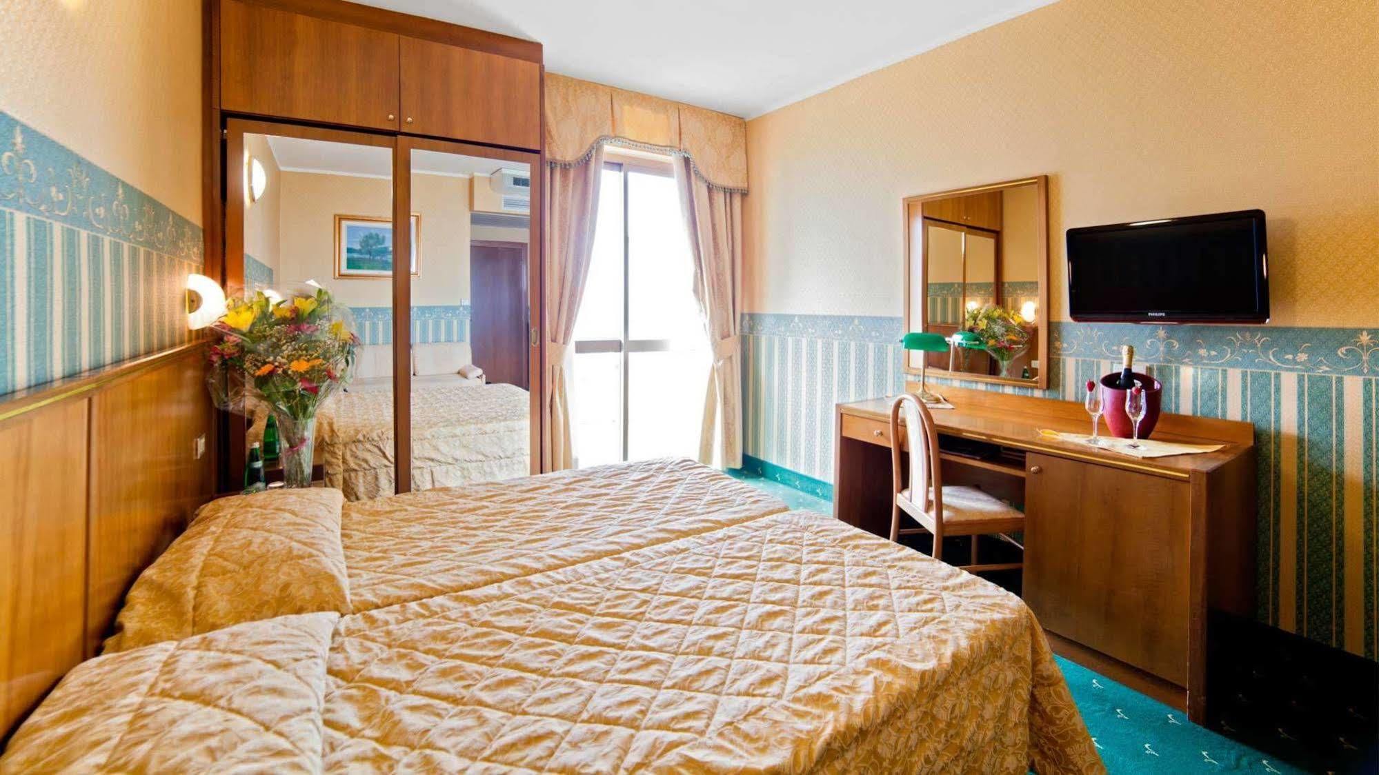 Hotel Splendid Palace Limone sul Garda Eksteriør billede